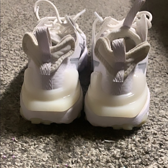 They reflect - Picture 4 of 5